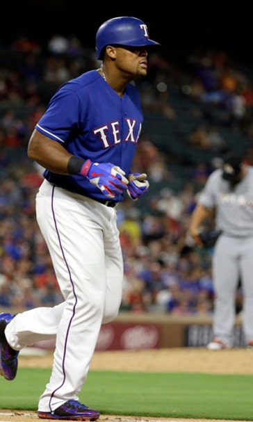 Gallo hits 2 of Rangers' 4 HRs in 10-4 win over Marlins (Jul 25, 2017)